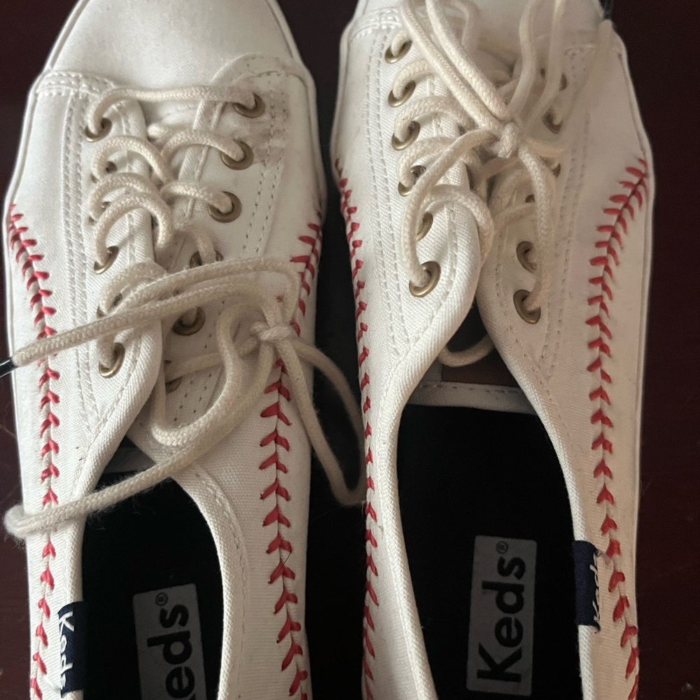 Keds Woman’s  White Baseball Stitch Sneakers